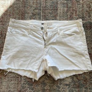 Women’s Levi mid-rise shorts